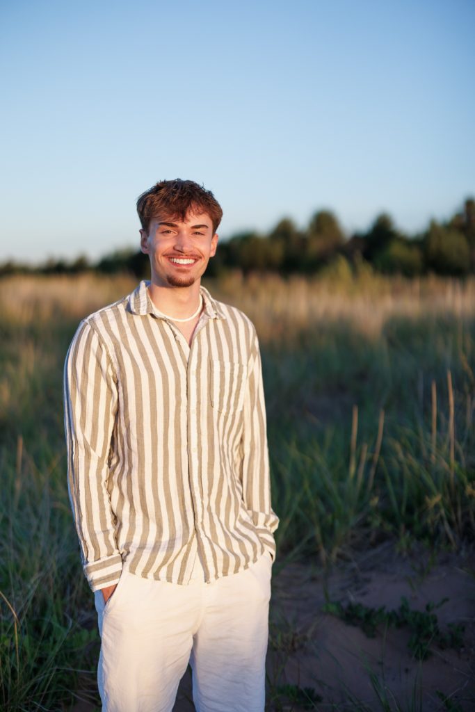 Jaymeson's senior portrait in Duluth, Minnesota, showcasing high school graduate and scenic location photography.