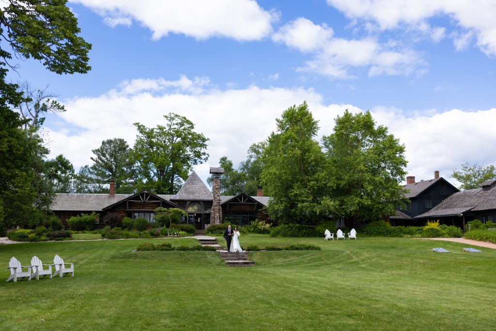 Stout’s Island Lodge and resort on Red Cedar Lake, Wisconsin wedding photography.